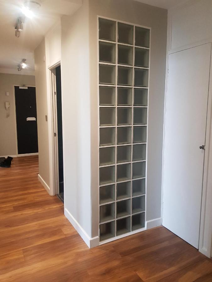 Beautiful 3-Bedroom Flat With Stunning Views Londra Exterior foto